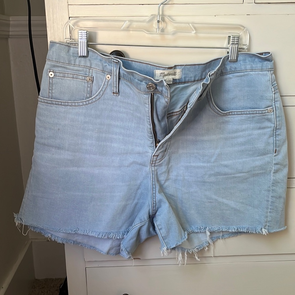 Madewell denim shorts size 32